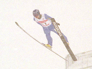 Akira Higashi